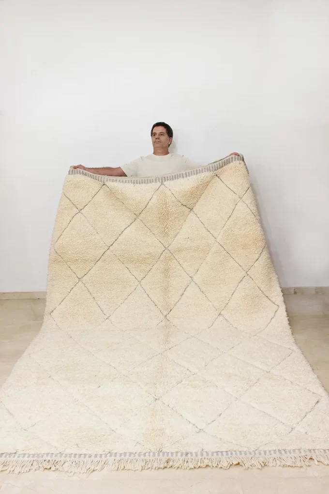 Moroccan rug Mrit whyte